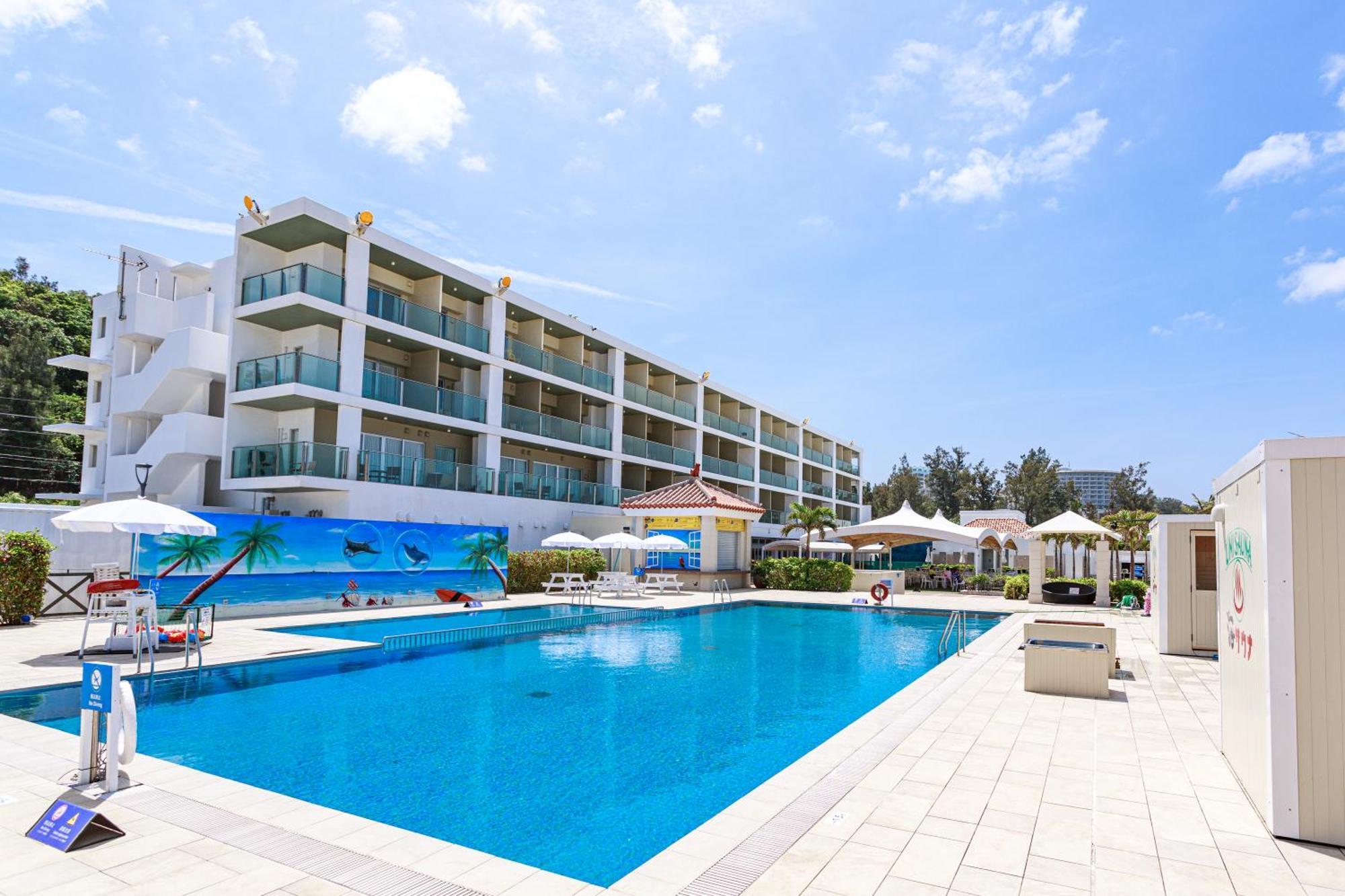 Kariyushi Lch. Resort Наго Экстерьер фото